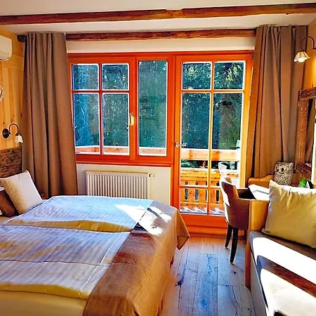 Ribno Alpine Szálloda 4*